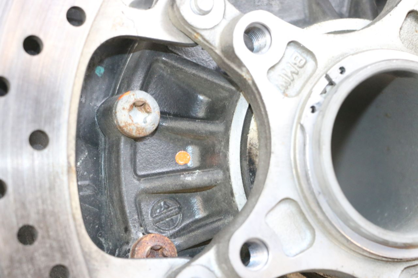 photo de TRANSMISSÃO RODA BMW R GS 1250 (2021 - 2024) - Vista de perto