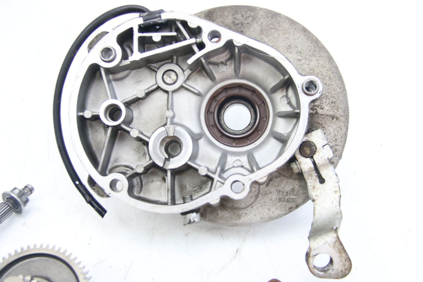 photo de TRANSMISSÃO RODA APRILIA SCARABEO 4T 50 (2009 - 2017) - Zoom do estado de desgaste