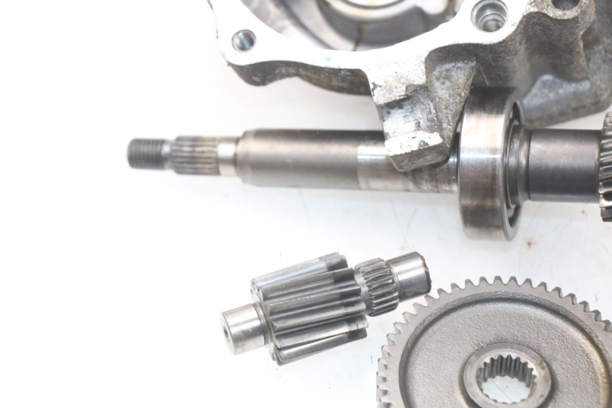 photo de TRANSMISSÃO RODA HONDA SCV LEAD 100 (2003 - 2007) - Detalhe da peça