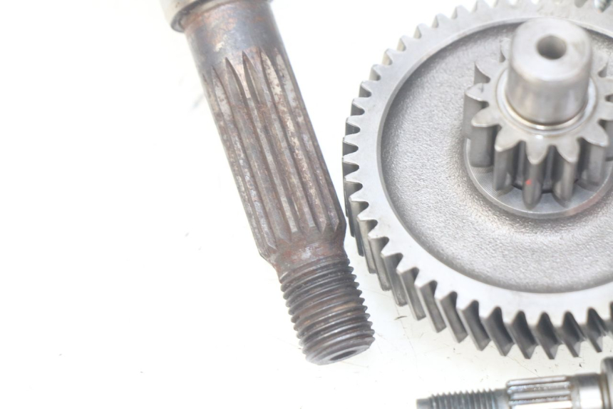 photo de TRANSMISSÃO DE RODA YAMAHA SLIDER NAKED 50 (2004 - 2018) - Detalhes característicos