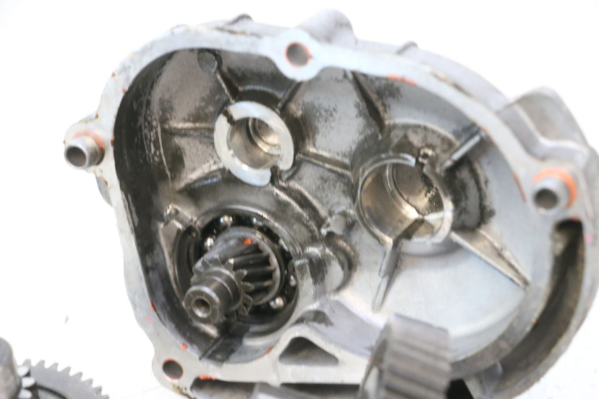 photo de TRANSMISSÃO RODA GILERA STALKER 50 (2004 - 2014) - Detalhes característicos