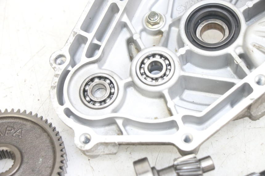 photo de TRANSMISSÃO RODA PEUGEOT TWEET 4T 50 (2014 - 2019) - Vista de perto