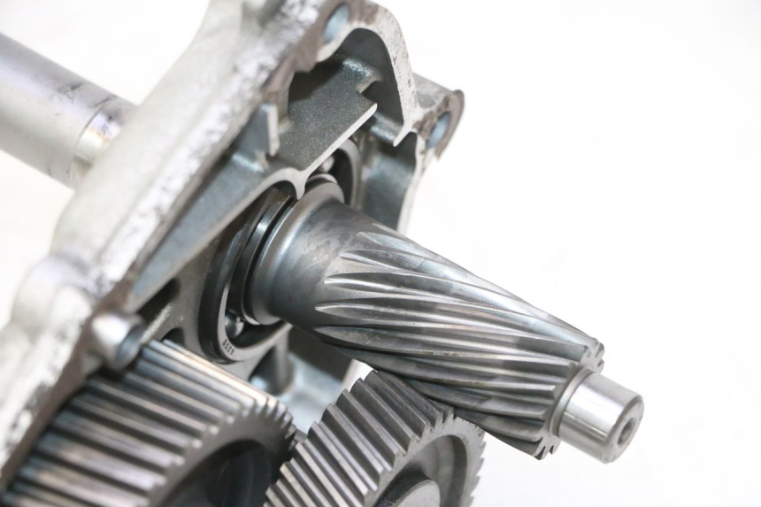 photo de TRANSMISSÃO RODA YAMAHA XMAX X-MAX 125 (2006 - 2009) - Estado da superfície