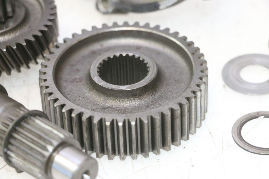 photo de TRANSMISSÃO RODA YAMAHA YP MAJESTY 125 (2007 - 2010) - Vista de perto
