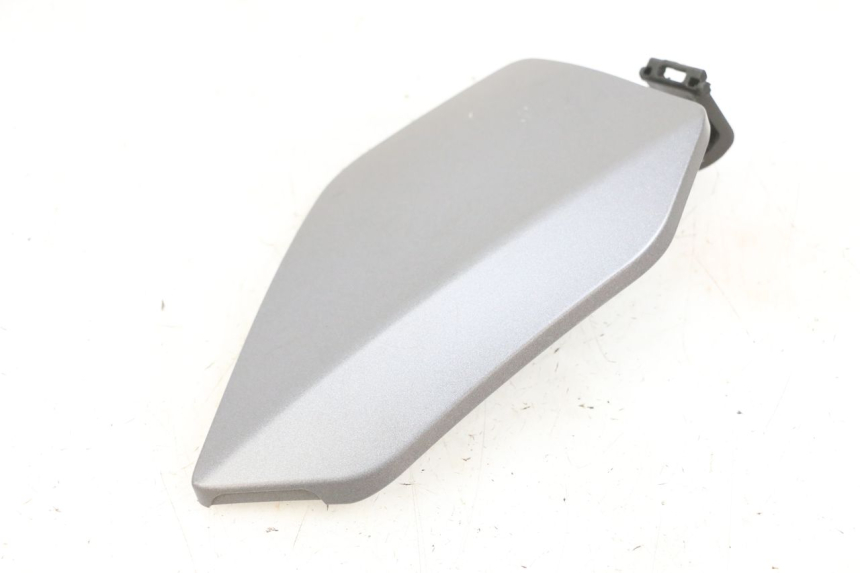 photo de TAMPA DO TANQUE DE COMBUSTÍVEL SUZUKI BURGMAN 650 (2013 - 2020) - Ampliação técnica