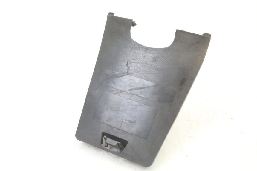 photo de TAMPA DO TANQUE KYMCO DINK STREET 125 (2009 - 2014) - Detalhe da peça