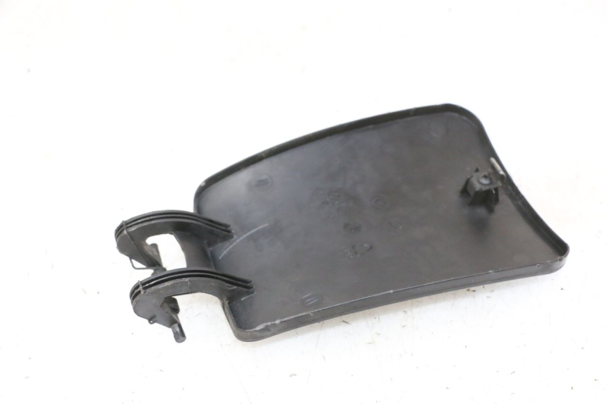 photo de TAMPA DO TANQUE PIAGGIO MP3 RL 250 (2006 - 2010) - Detalhe da peça