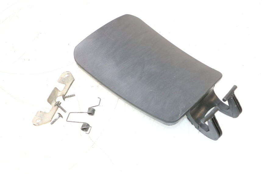 photo de TAMPA DO TANQUE PIAGGIO MP3 RL 250 (2006 - 2010) - Vista principal