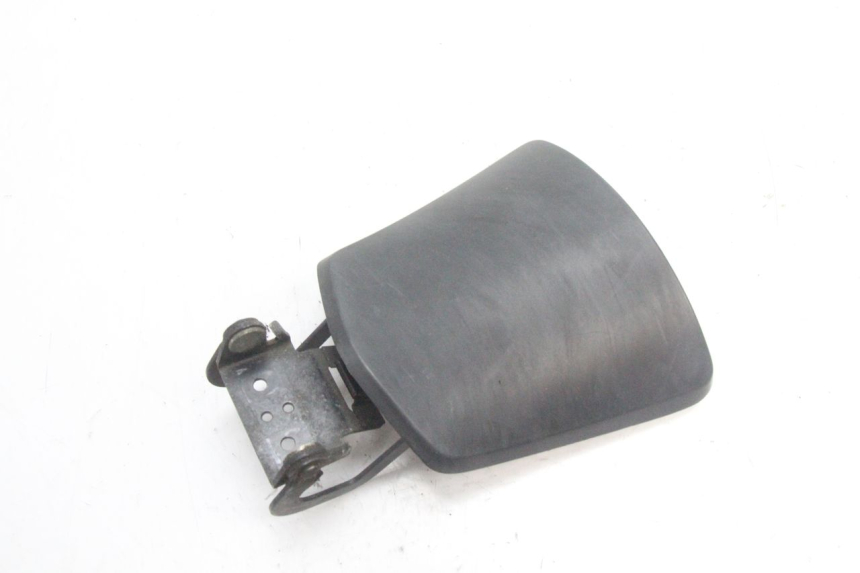 photo de TAMPA DO TANQUE HONDA PCX (JF28) 125 (2009 - 2011) - Detalhe da peça