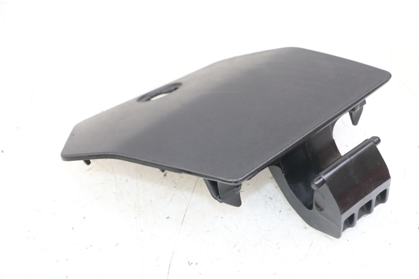 photo de TAMPA DO TANQUE PEUGEOT CITYSTAR 2T 50 (2018 - 2021) - Zoom do estado de desgaste