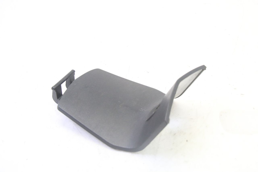 photo de TAMPA DO TANQUE DE COMBUSTÍVEL PEUGEOT SATELIS 125 (2013 - 2018) - Zoom do estado de desgaste