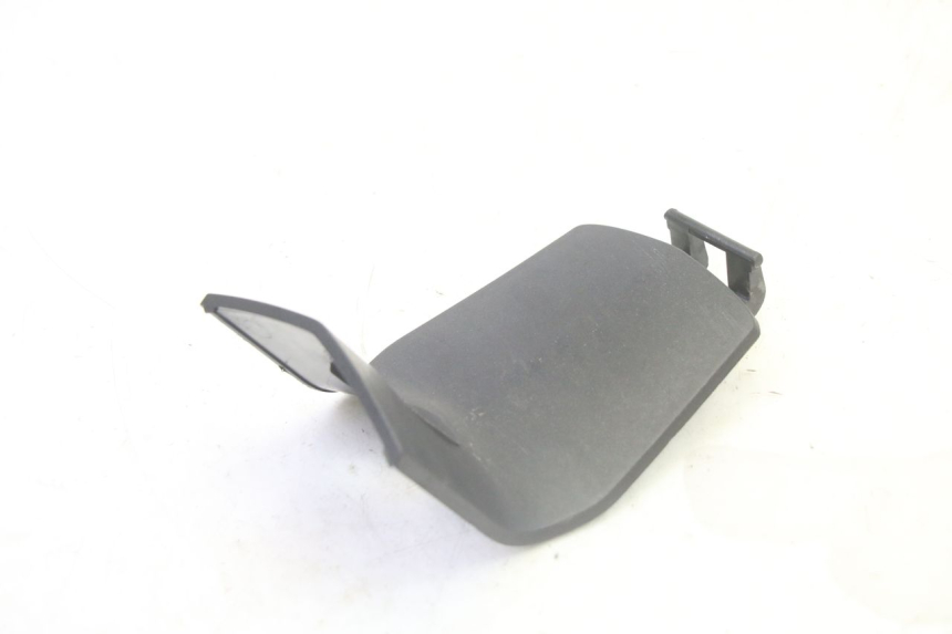 photo de TAMPA DO TANQUE DE COMBUSTÍVEL PEUGEOT SATELIS 125 (2013 - 2018) - Outro ângulo de visão