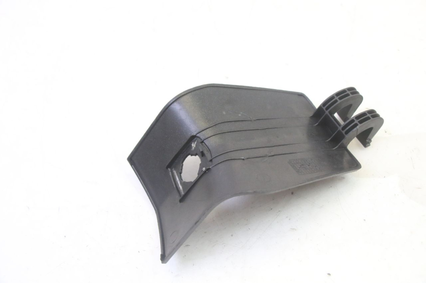 photo de TAMPA DO TANQUE DE COMBUSTÍVEL PEUGEOT SATELIS 125 (2013 - 2018) - Ampliação técnica