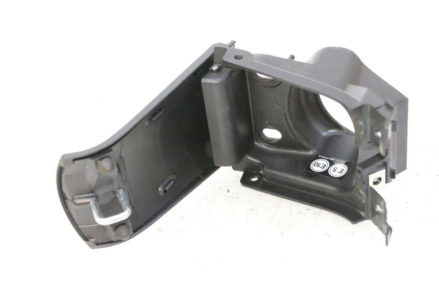 photo de TAMPA DO TANQUE YAMAHA XMAX X-MAX 125 (2021 - 2025) - Outro ângulo de visão