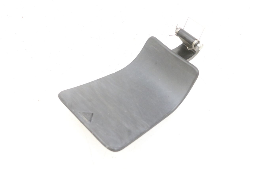photo de TAMPA DO TANQUE YAMAHA X-MAX XMAX 125 (2010 - 2013) - Outro ângulo de visão