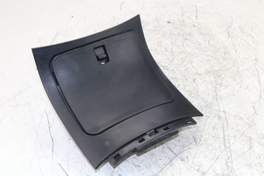 photo de TAMPA DO TANQUE YAMAHA YP MAJESTY ABS 400 (2007 - 2009) - Pontos de fixação
