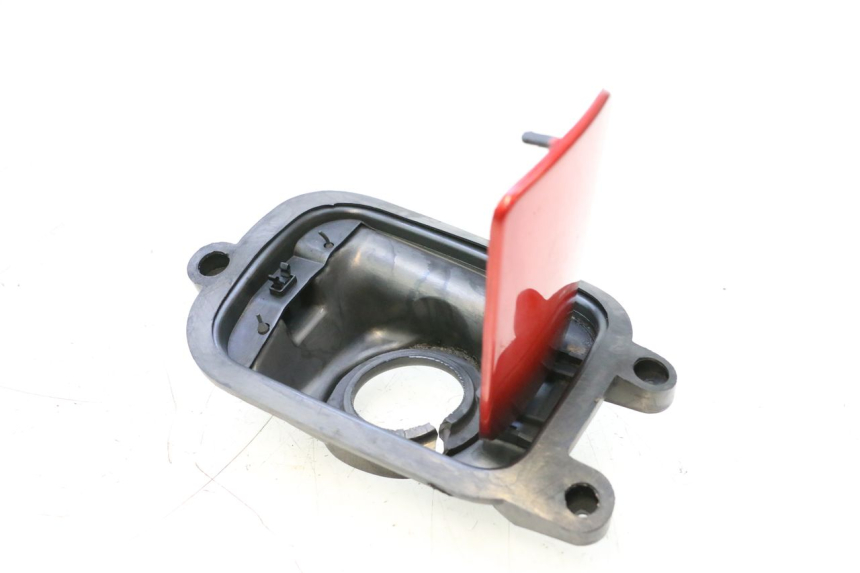 photo de TAMPA DO TANQUE DE COMBUSTÍVEL YAMAHA YP MAJESTY 125 (1998 - 2001) - Detalhe da peça