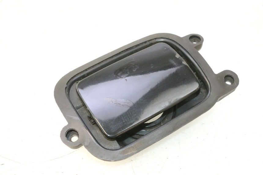 photo de TAMPA DO TANQUE DE COMBUSTÍVEL YAMAHA YP MAJESTY 125 (2007 - 2010) - Vista principal