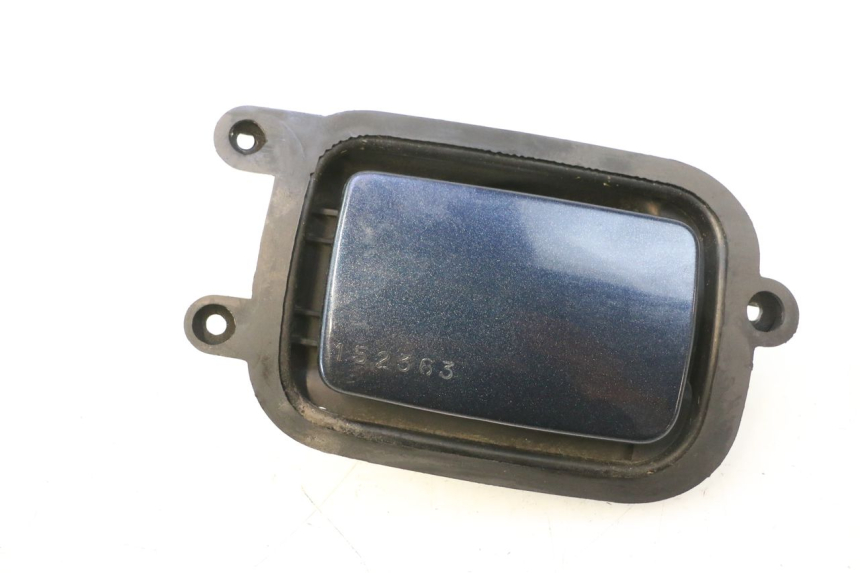 photo de TAMPA DO TANQUE DE COMBUSTÍVEL YAMAHA YP MAJESTY 125 (1998 - 2001) - Vista principal