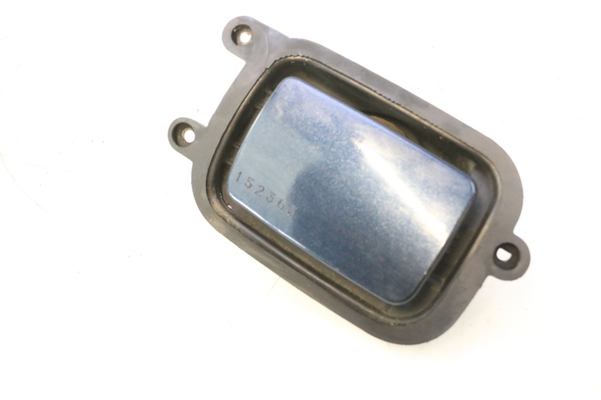 photo de TAMPA DO TANQUE DE COMBUSTÍVEL YAMAHA YP MAJESTY 125 (1998 - 2001) - Detalhe da peça