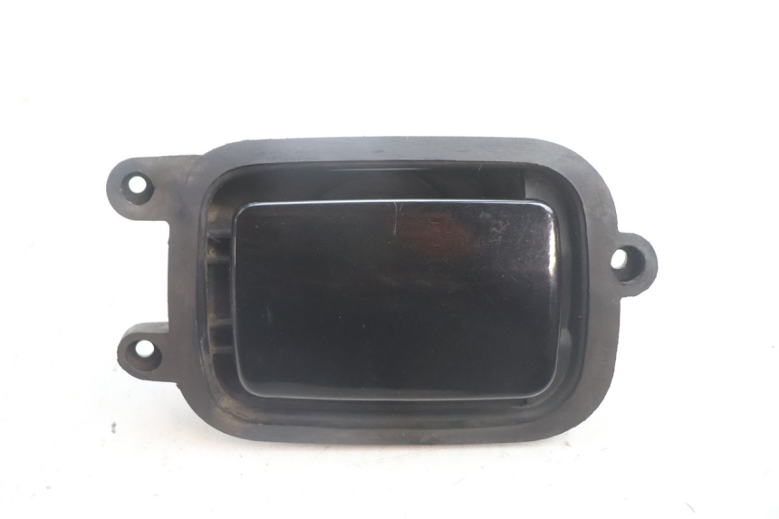 photo de TAMPA DO TANQUE YAMAHA YP MAJESTY 125 (2002 - 2006) - Vista principal