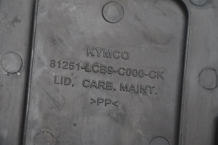 photo de TAMPA DE INSPEÇÃO KYMCO AGILITY 4T 50 (2005 - 2018) - Ampliação técnica