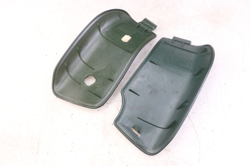 photo de TAMPA DE INSPEÇÃO DIANTEIRA PEUGEOT ELYSEO 125 (1999 - 2004) - Outro ângulo de visão