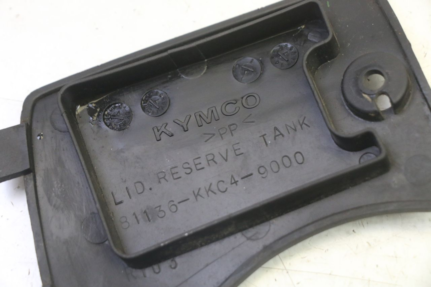 photo de TAMPA DE INSPEÇÃO DIANTEIRA KYMCO GRAND DINK 125 (2008 - 2014) - Ampliação técnica
