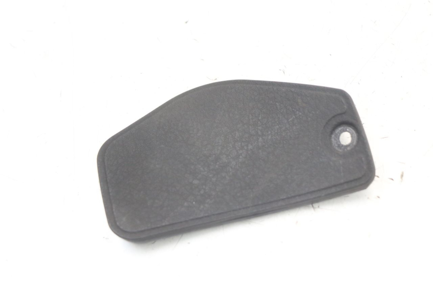 photo de TAMPA DE INSPEÇÃO DIANTEIRA PIAGGIO MP3 LT 400 (2007 - 2012) - Detalhe da peça
