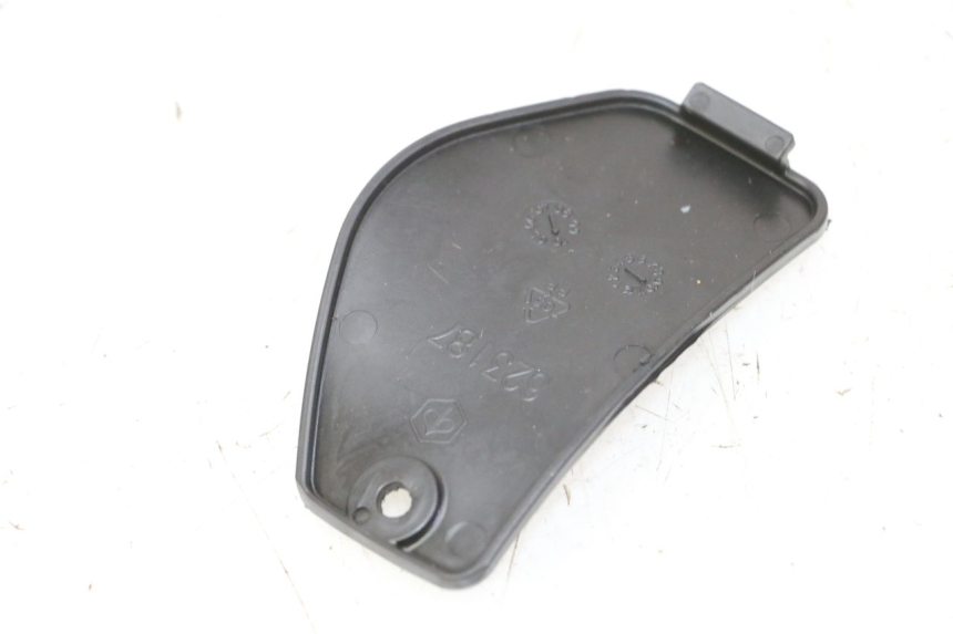 photo de TAMPA DE INSPEÇÃO DIANTEIRA PIAGGIO MP3 500 (2011 - 2015) - Detalhe da peça