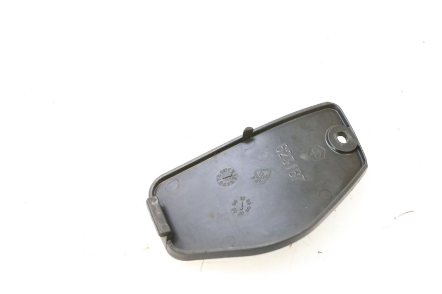 photo de TAMPA DE INSPEÇÃO DIANTEIRA PIAGGIO MP3 125 (2006 - 2014) - Outro ângulo de visão