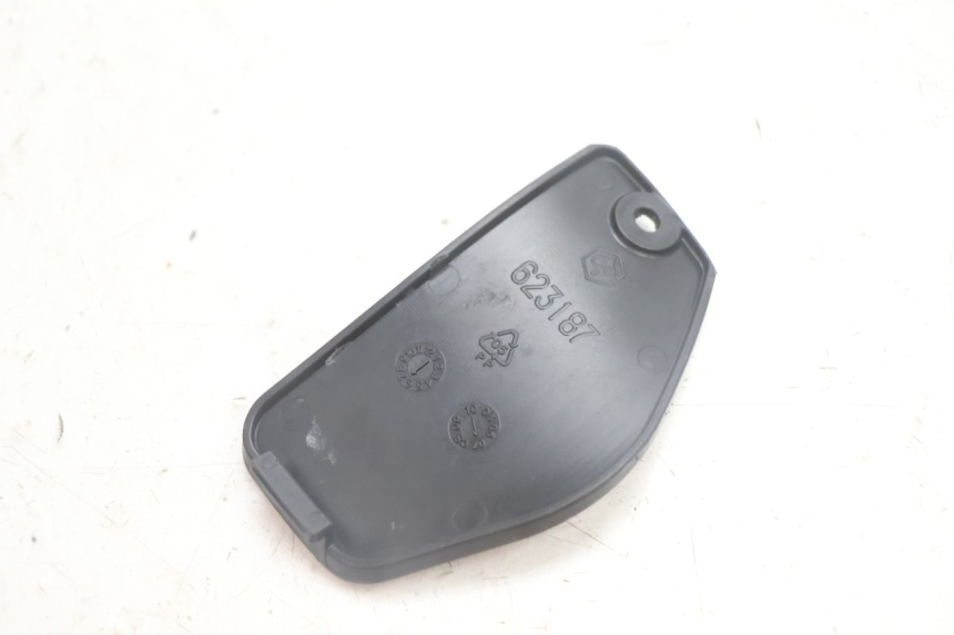 photo de TAMPA DE INSPEÇÃO DIANTEIRA PIAGGIO MP3 125 (2006 - 2014) - Outro ângulo de visão