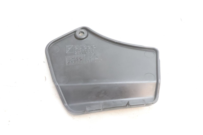 photo de TAMPA DE INSPEÇÃO DIANTEIRA PIAGGIO MP3 500 (2016 - 2018) - Outro ângulo de visão