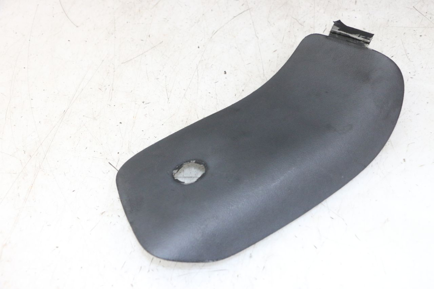 photo de TAMPA DE INSPEÇÃO DIANTEIRA PEUGEOT ELYSTAR 50 (2002 - 2014) - Detalhe da peça