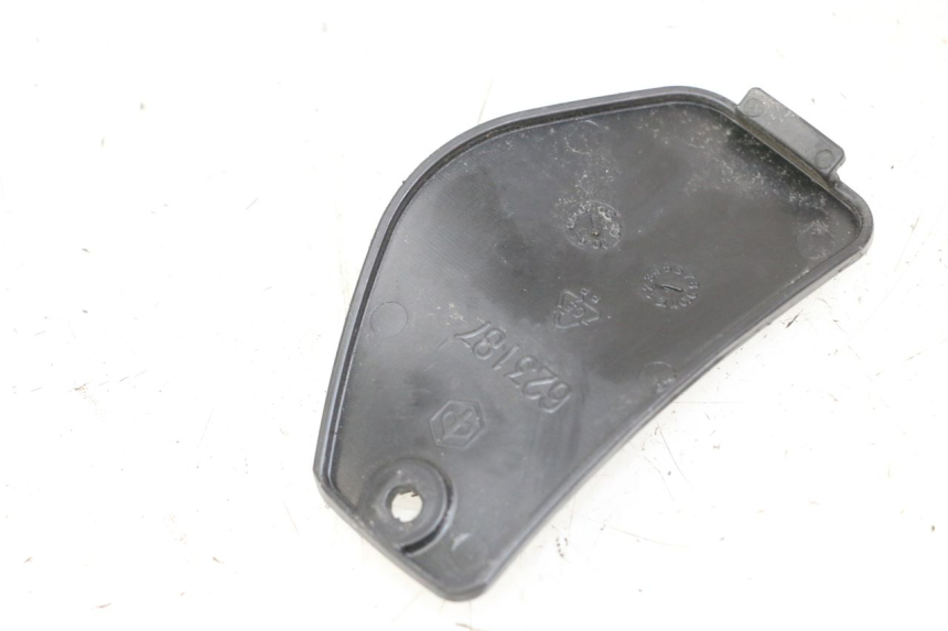 photo de TAMPA DE INSPEÇÃO DIANTEIRA PIAGGIO MP3 LT 400 (2007 - 2012) - Detalhe da peça