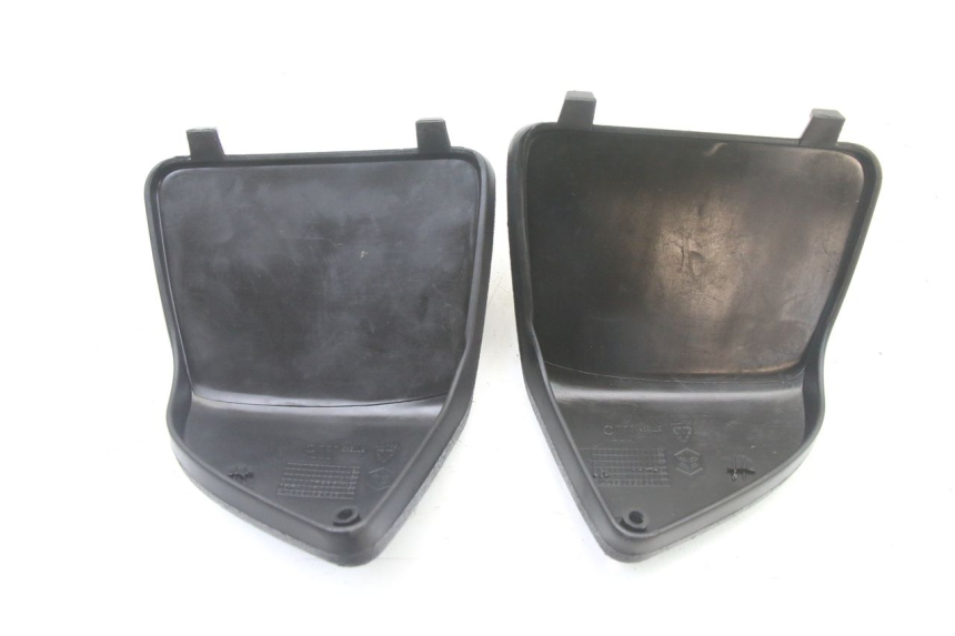 photo de TAMPA DE INSPEÇÃO DIANTEIRA PIAGGIO VESPA GRANTURISMO 125 (2003 - 2007) - Outro ângulo de visão