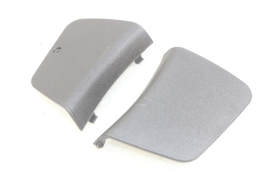 photo de TAMPA DE INSPEÇÃO DIANTEIRA PIAGGIO X8 125 (2004 - 2007) - Ampliação técnica