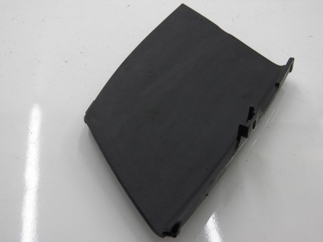 photo de TAMPA DE INSPEÇÃO DIREITA HONDA FES S-WING SWING 125 (2007 - 2015) - Detalhe da peça