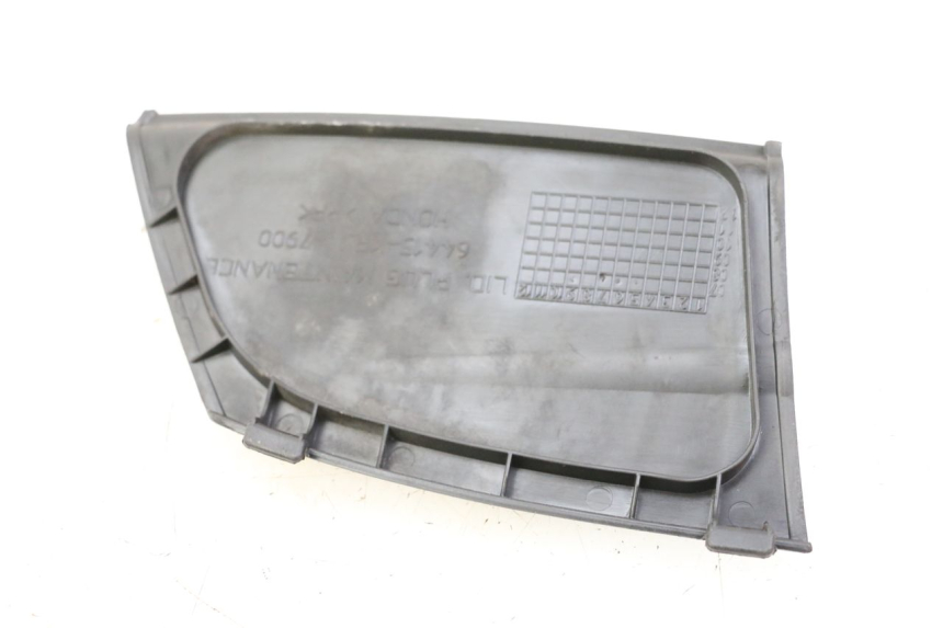 photo de TAMPA DE INSPEÇÃO DIREITA HONDA FES S-WING SWING ABS 125 (2007 - 2015) - Detalhe da peça