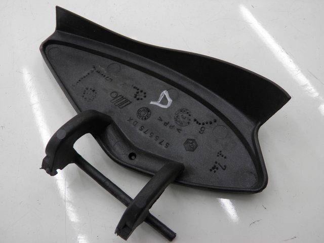 photo de TAMPA DE INSPEÇÃO DIREITA PIAGGIO X9 EVOLUTION 125 (2003 - 2007) - Detalhe da peça