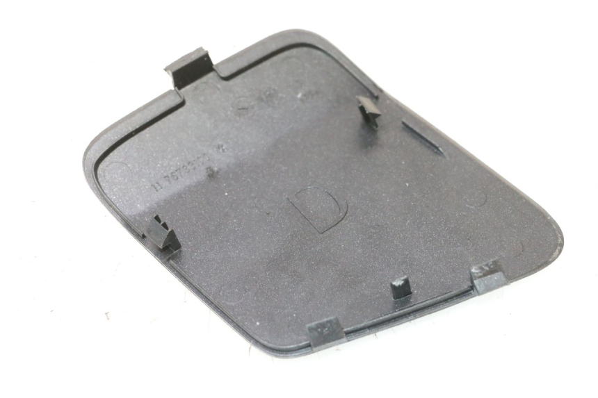 photo de TAMPA DE INSPEÇÃO DIREITA PEUGEOT SATELIS COMPRESSOR K15 125 (2006 - 2009) - Zoom do estado de desgaste