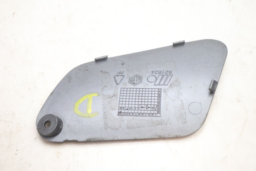 photo de TAMPA DE INSPEÇÃO DIREITA PIAGGIO X9 EVOLUTION 125 (2003 - 2007) - Ampliação técnica