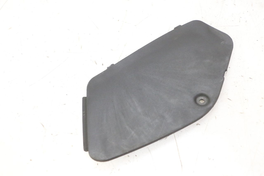 photo de TAMPA DE INSPEÇÃO ESQUERDA PIAGGIO MP3 RL 250 (2006 - 2010) - Detalhe da peça