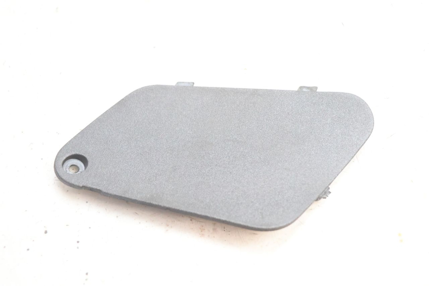 photo de TAMPA DE INSPEÇÃO ESQUERDA PIAGGIO X9 EVOLUTION 125 (2003 - 2007) - Detalhe da peça