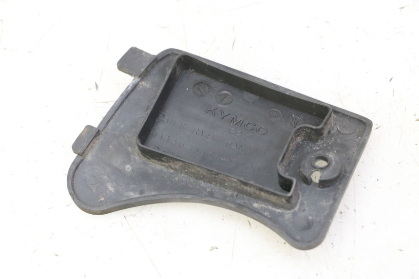 photo de TAMPA DE INSPEÇÃO KYMCO GRAND DINK 125 (2002 - 2007) - Zoom do estado de desgaste