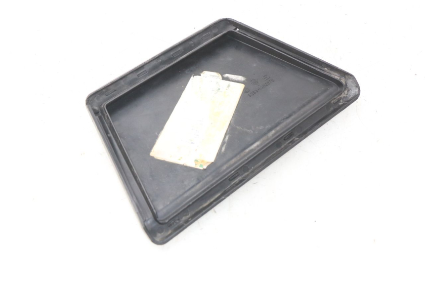 photo de TAMPA DE INSPEÇÃO BMW K100 1000 (1982 - 1990) - Ampliação técnica
