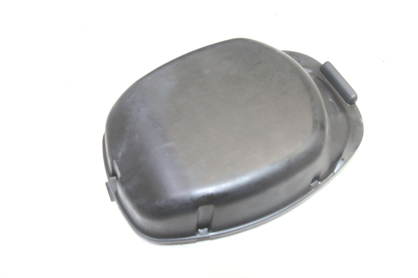 photo de TAMPA DE INSPEÇÃO PEUGEOT KISBEE 2T 50 (2010 - 2017) - Detalhe da peça