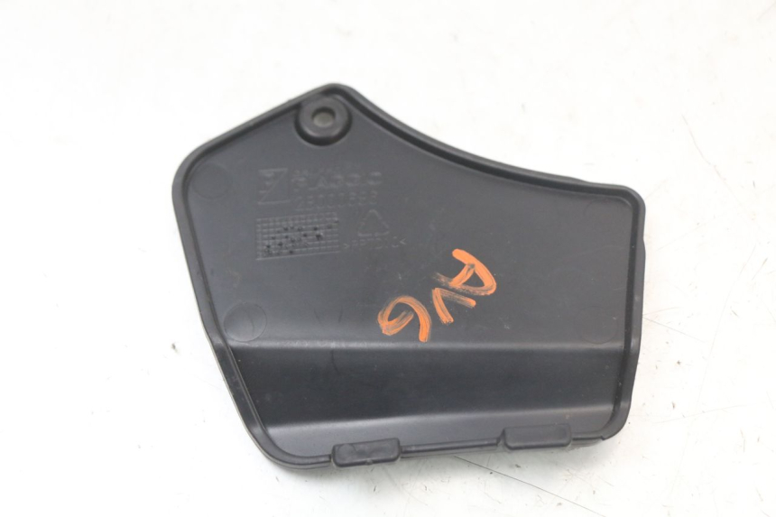 photo de TAMPA DE INSPEÇÃO PIAGGIO MP3 HPE 350 (2018 - 2020) - Ampliação técnica
