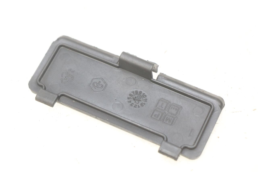 photo de TAMPA DE INSPEÇÃO PIAGGIO MP3 LT 400 (2007 - 2012) - Detalhe da peça