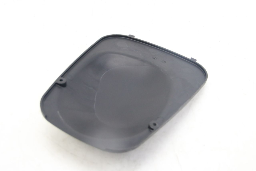 photo de TAMPA DE INSPEÇÃO PIAGGIO MP3 125 (2006 - 2014) - Vista geral